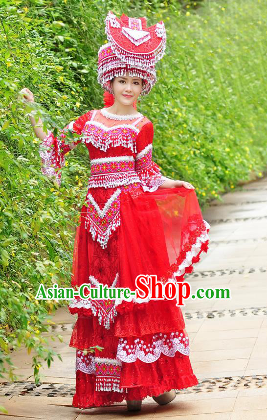 Traditional Chinese Miao Nationality Wedding Veil Costume Embroidered Red Tailing Dress and Hat, Hmong Folk Dance Ethnic Chinese Minority Nationality Embroidery Clothing for Women