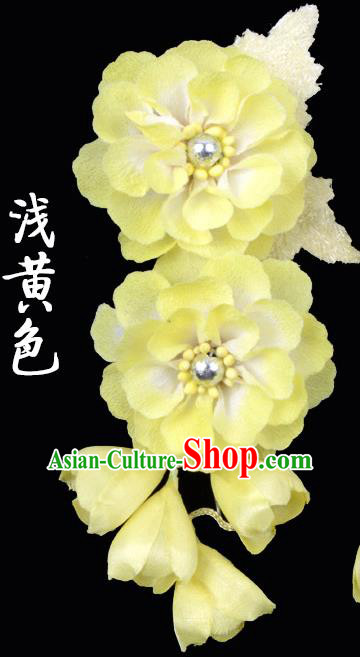 Traditional Beijing Opera Diva Hair Accessories Yellow Silk Flowers Hairpins, Ancient Chinese Peking Opera Hua Tan Hair Stick Headwear