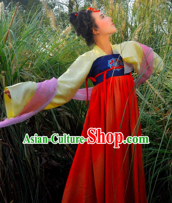 Traditional Ancient Chinese Imperial Princess Costume, Elegant Hanfu Clothing Chinese Tang Dynasty Palace Lady Embroidered Clothing for Women