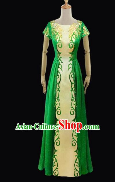 Traditional Chinese Mongol Nationality Dance Costume Female Green Full Dress, Chinese Mongolian Minority Nationality Embroidery Clothing for Women