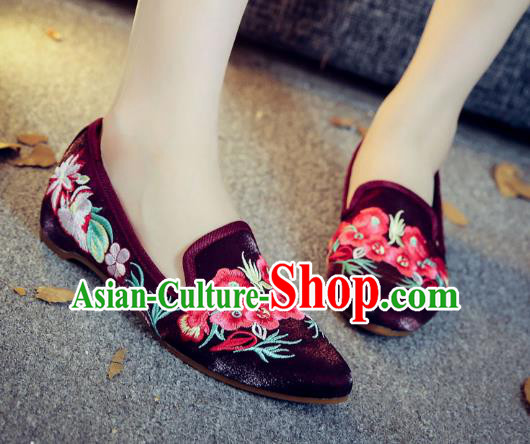 Traditional Chinese National Hanfu Embroidery Wintersweet Shoes, China Princess Purple Embroidered Shoes for Women