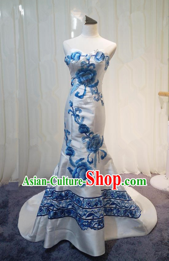 Chinese Style Wedding Catwalks Costume Wedding Bride Embroidery Peony Trailing Full Dress Fishtail Cheongsam for Women