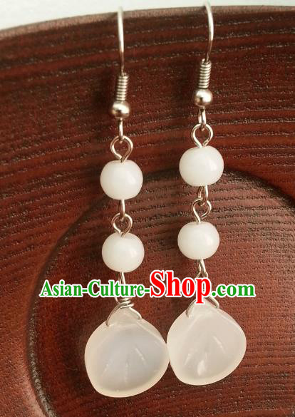 Traditional Chinese Handmade Classical Hanfu White Eardrop Ancient Palace Queen Earrings for Women