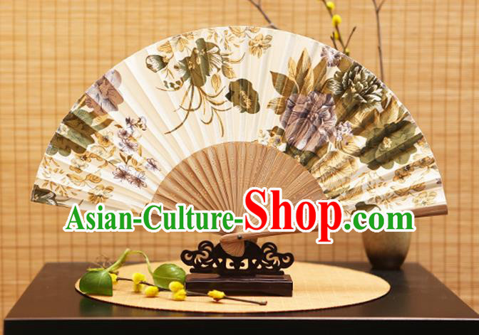 Traditional Chinese Crafts Folding Fans Painting Flowers White Silk Fan for Women