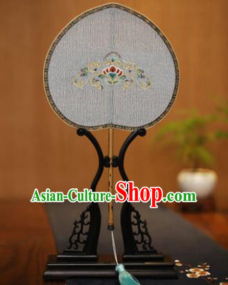 Traditional Chinese Crafts Tapestry Silk Palace Fan, China Printing Princess Silk Flat Peach Fans for Women