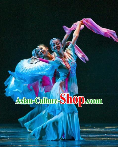 Chinese Traditional Fan Dance Yangko Costume Folk Dance Clothing for Women