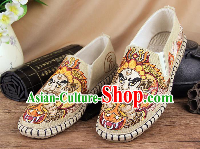 Chinese National Shoes Traditional Beige Cloth Shoes Embroidery Facial Makeup Shoes for Men