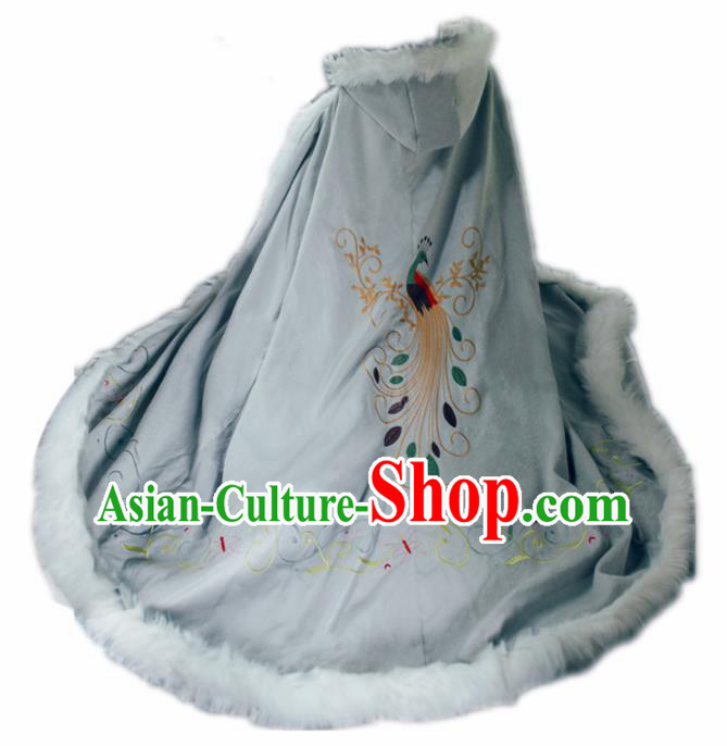 Chinese Traditional Costume Ancient Ming Dynasty Princess Embroidered Beige Cloak for Women