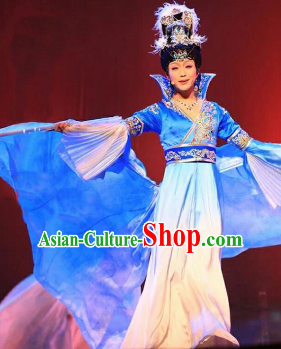 Chinese Tang Dynasty Imperial Consort Yang Embroidered Costumes Ancient Beauty Blue Hanfu Dress for Women