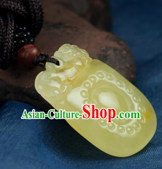 Chinese Traditional Jewelry Accessories Ancient Hanfu Chrysophoron Beeswax Necklace for Women