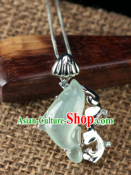 Chinese Traditional Jade Jewelry Accessories Ancient Hanfu Jadeite Dolphin Necklace for Women