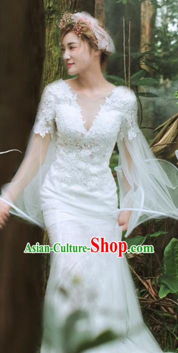 Top Performance Catwalks Costumes White Lace Wedding Dress Full Dress for Women