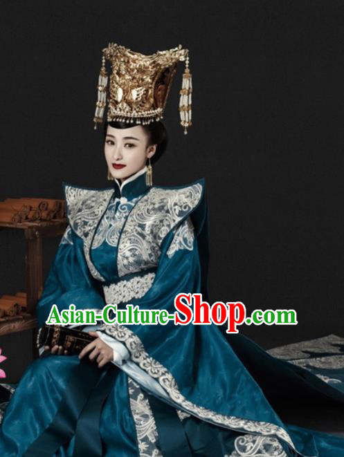 Chinese Traditional Ancient Southern and Northern Dynasties Empress Embroidered Costumes and Headpiece for Women