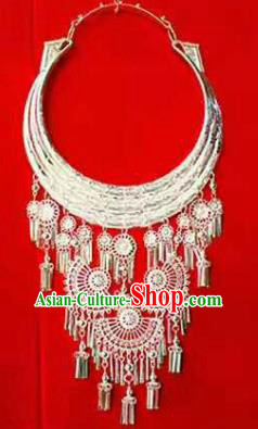 Chinese Traditional Miao Nationality Sliver Necklace Ethnic Wedding Jewelry Accessories for Women