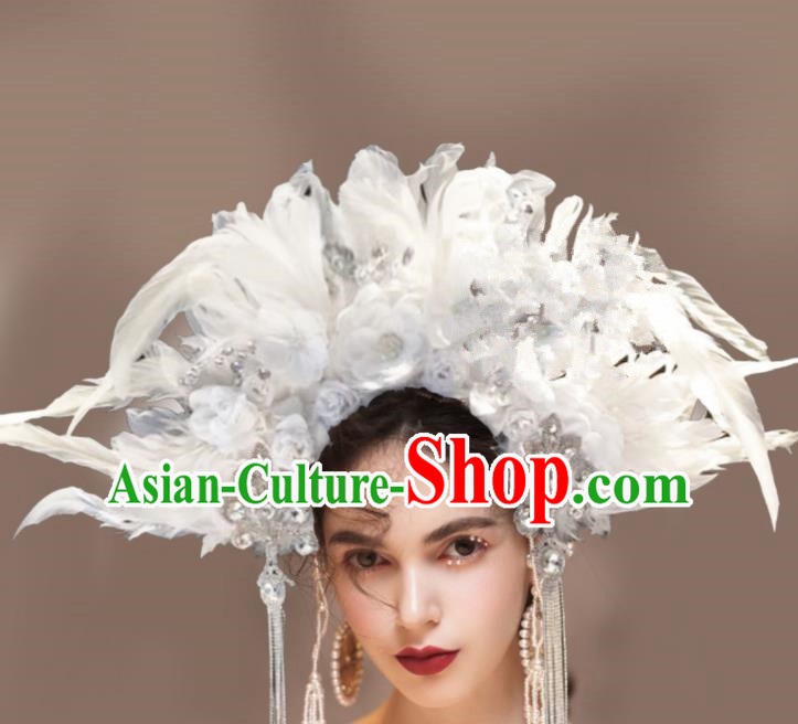 Top Grade Halloween Catwalks Headdress Brazilian Carnival White Feather Hair Accessories for Women