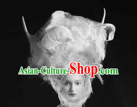 Top Grade Halloween Catwalks Hair Accessories Baroque Bride White Feather Headwear for Women