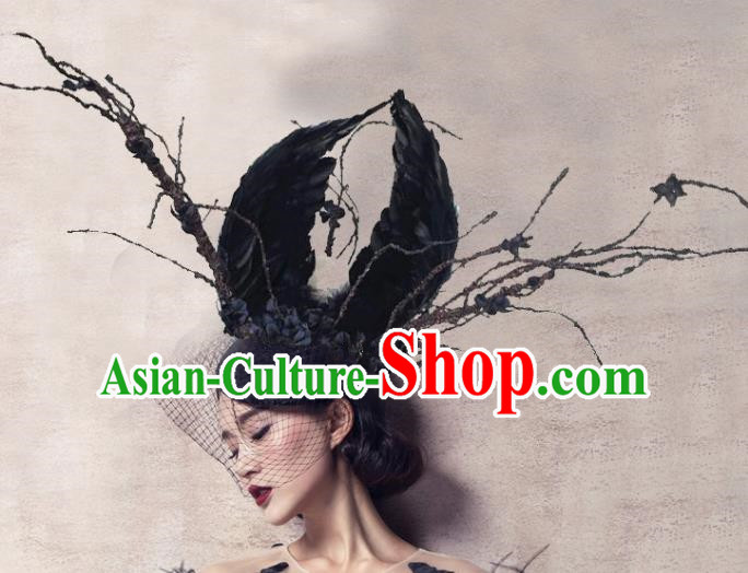Top Grade Halloween Hair Accessories Gothic Catwalks Black Feather Top Hat for Women