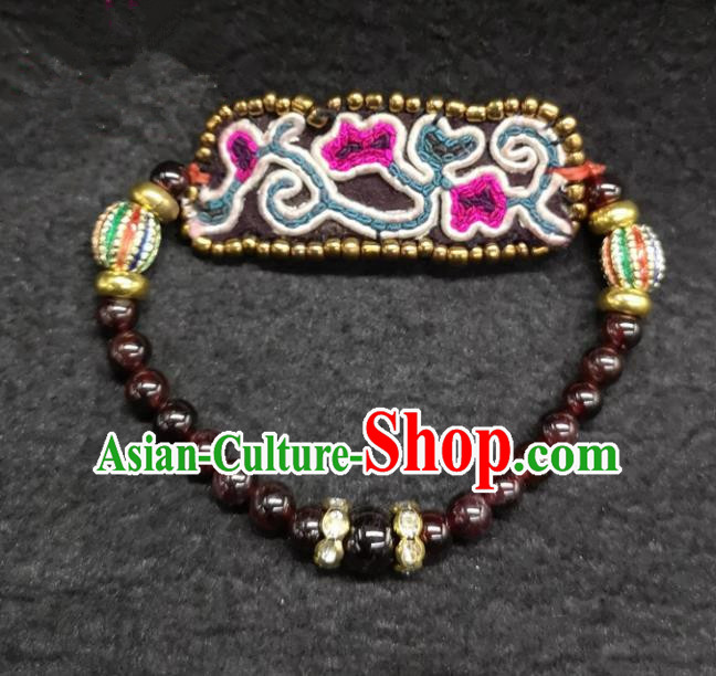 Chinese Traditional Jewelry Yunnan National Embroidered Bracelets for Women