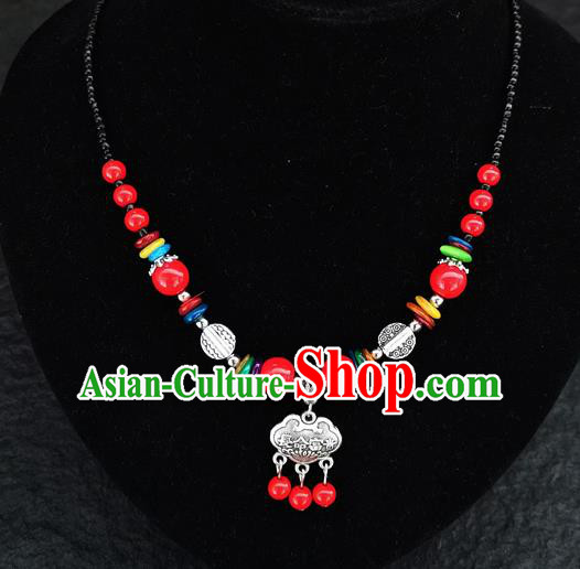 Chinese Traditional Jewelry Accessories Yunnan National Red Beads Longevity Lock Minority Necklace for Women