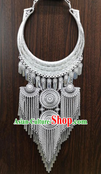 Chinese Traditional Yunnan Miao Minority Sliver Necklace Ethnic Tassel Accessories for Women