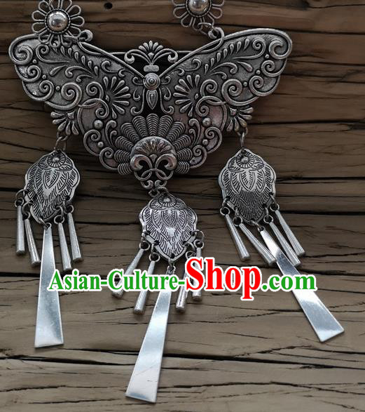 Chinese Traditional Minority Carving Butterfly Longevity Lock Necklace Ethnic Folk Dance Accessories for Women