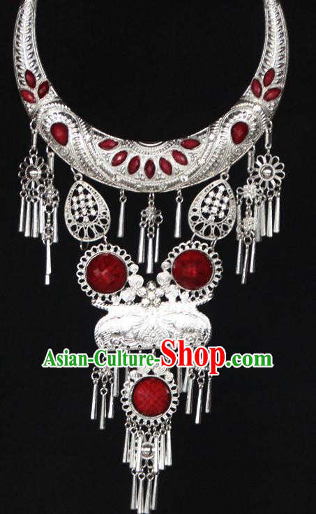 Chinese Ethnic Carving Red Necklace Traditional National Jewelry Accessories for Women