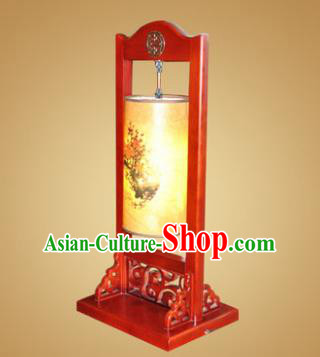 China Handmade Wood Painted Lanterns Palace Desk Lantern Ancient Lanterns Traditional Lamp