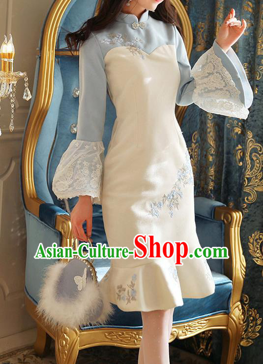 Traditional Chinese National White Wool Dress Tangsuit Cheongsam Clothing for Women