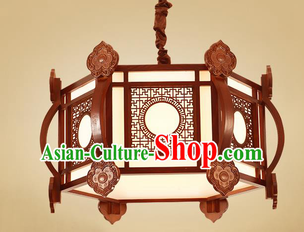 China Traditional Handmade Ancient Lantern Palace Wood Hanging Lanterns Ceiling Lamp