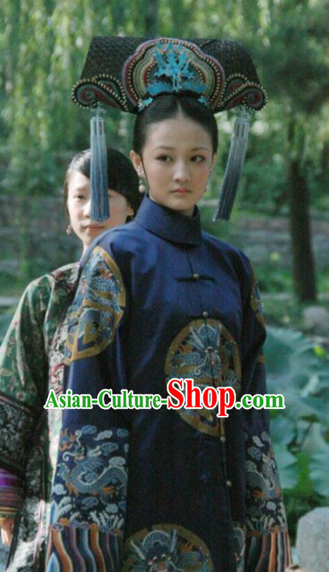 Ancient Chinese Qing Dynasty Manchu Princess Consort Embroidered Historical Dress Costume for Women