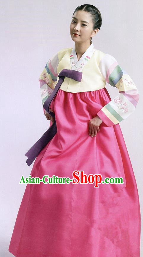 Korean Traditional Handmade Palace Hanbok Yellow Blouse and Pink Dress Fashion Apparel Bride Costumes for Women