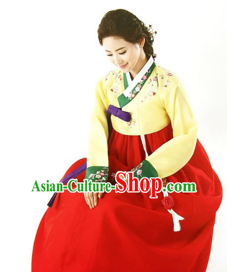 Top Grade Korean Traditional Hanbok Embroidered Yellow Blouse and Red Dress Fashion Apparel Costumes for Women