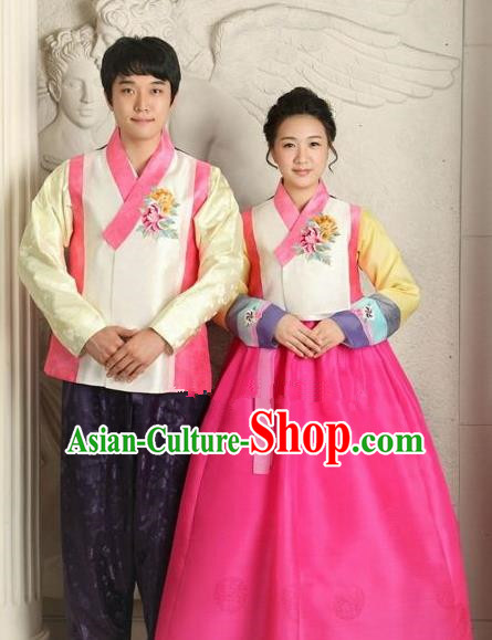 Asian Korean Traditional Wedding Couple Hanbok Ancient Palace Bride and Bridegroom Costumes