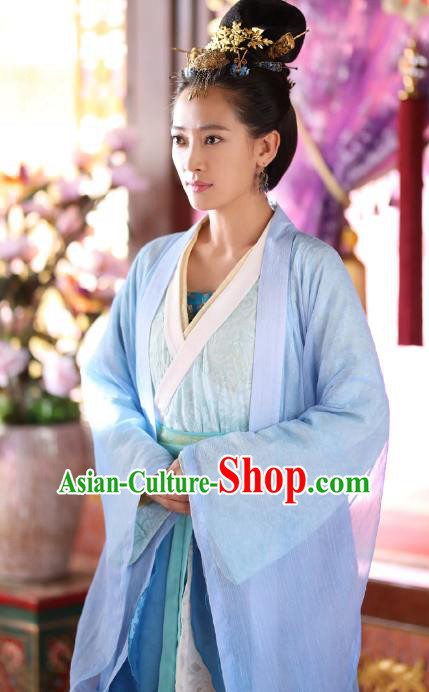 Chinese Ancient Ming Dynasty Imperial Concubine Embroidered Dress Costume for Women