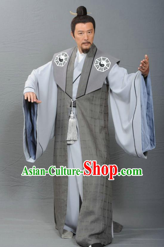 Ancient Chinese Ming Dynasty Swordsman Taoist Costume Priest Frock for Men