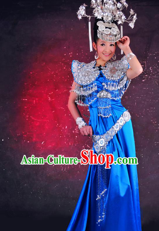 Traditional Chinese Miao Minority Nationality Costume and Headwear Complete Set for Women