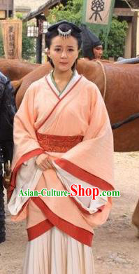 Ancient Traditional Chinese Han Dynasty Dai Kingdom Queen Consort Replica Costume Hanfu Dress for Women