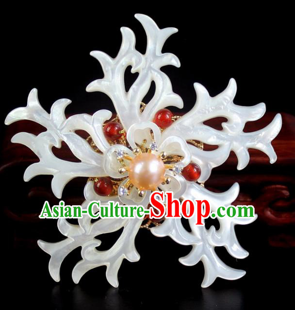 Chinese Ancient Handmade Accessories Shell Snowflake Brooch Hanfu Breastpin for Women