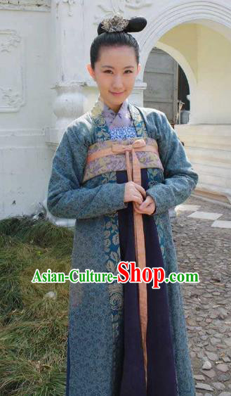 Chinese Ancient Five Dynasties and Ten Kingdoms Palace Lady Replica Costume for Women