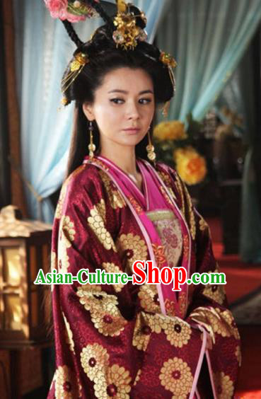 Chinese Ancient Five Dynasties and Ten Kingdoms Queen Zhang Lihua Embroidered Replica Costume for Women