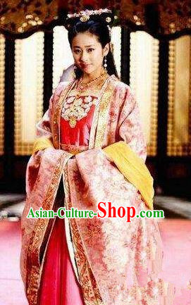 Chinese Ancient Tang Dynasty Princess Yongshou Dress Embroidered Replica Costume for Women