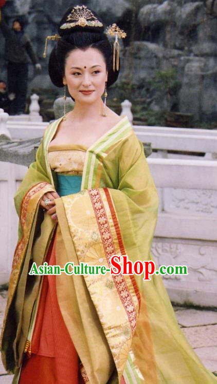 Ancient Chinese Tang Dynasty Imperial Consort Yang Yuhuan Embroidered Dress Replica Costume for Women
