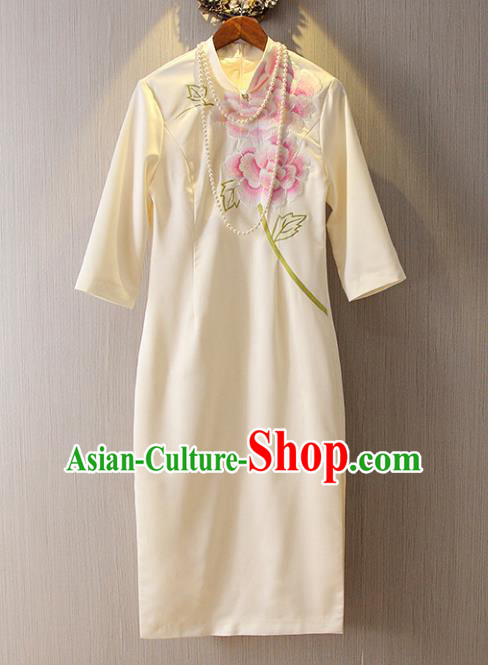 Chinese Traditional National Cheongsam Costume Tangsuit Embroidered White Dress for Women