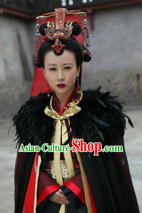 Traditional Chinese Ancient Warring States Period Qin Kingdom Princess Meng Ying Embroidered Replica Costume for Women