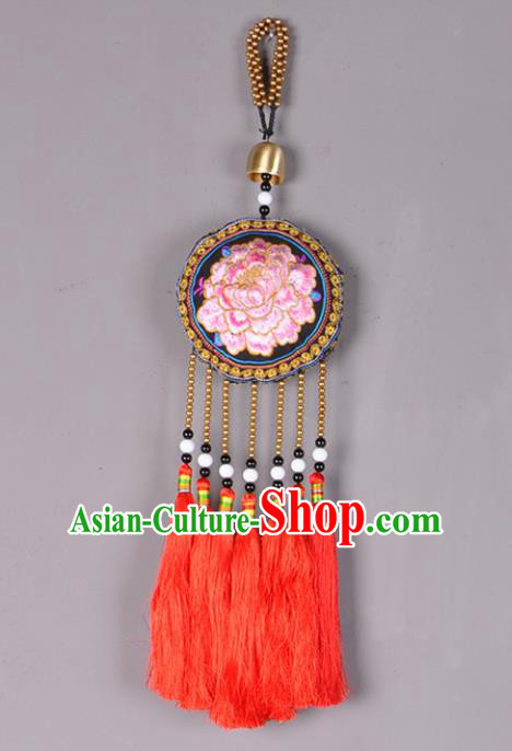 Chinese Traditional Embroidery Accessories Handmade Embroidered Bells Pendant for Women