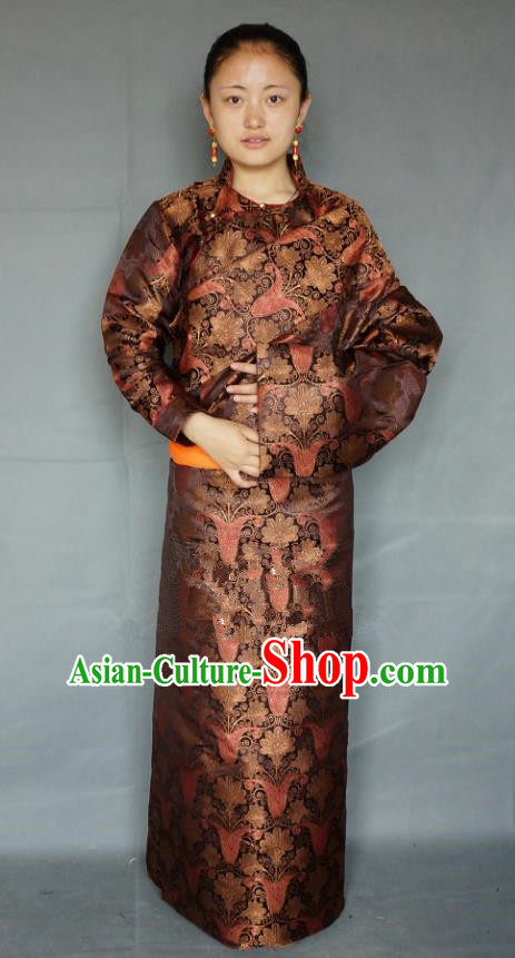 Chinese Zang Nationality Brown Tibetan Robe, China Traditional Tibetan Ethnic Heishui Dance Costume for Women