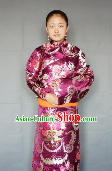 Chinese Zang Nationality Purple Tibetan Robe, China Traditional Tibetan Ethnic Heishui Dance Costume for Women