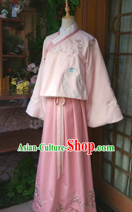 Chinese Traditional Ming Dynasty Princess Dress Ancient Nobility Lady Embroidered Clothing for Women
