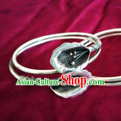 Chinese Miao Nationality Ornaments Sliver Zantedeschia Bracelet Traditional Hmong Bangle for Women
