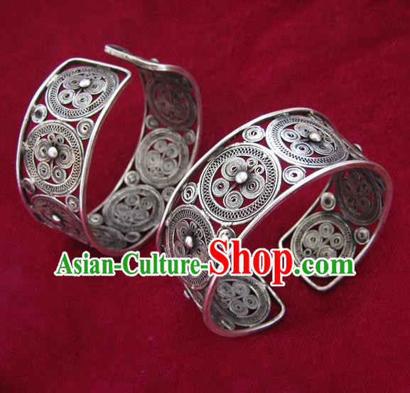 Chinese Miao Sliver Ornaments Bracelet Traditional Hmong Bangle Accessories for Women